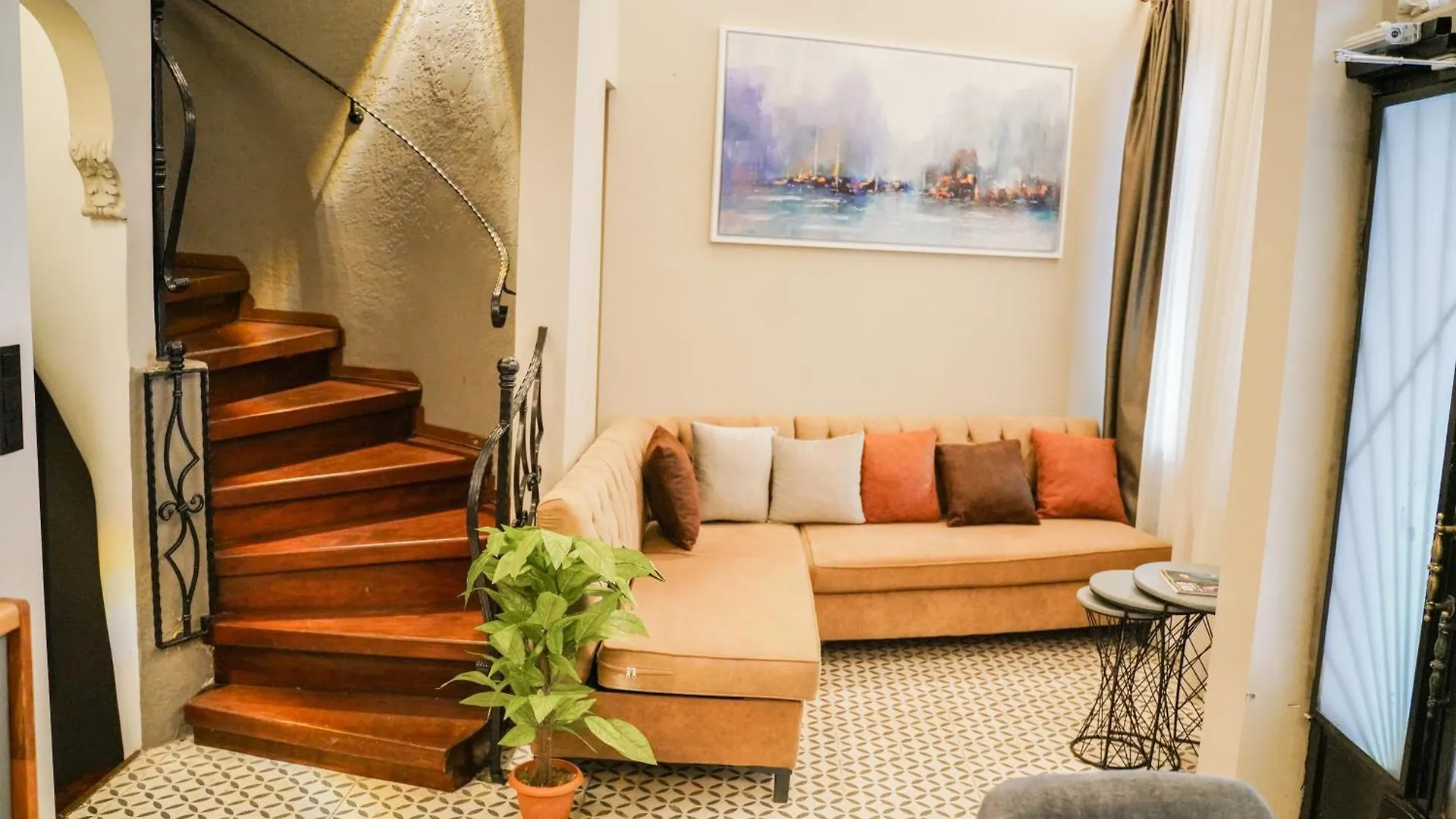 The House Company Bed & Breakfast Istanbul Holiday home